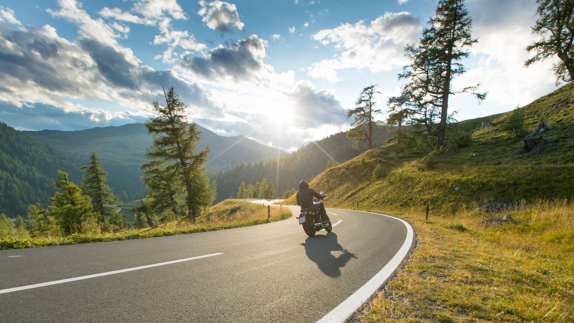 Motorradfahrer im Bayerischen Wald