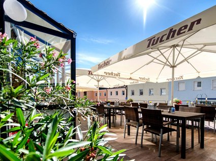 Cuisine at our 4-star hotel in Bavaria Sonnige Restaurant‑Terrasse im Randsbergerhof in Cham, Bayerischer Wald